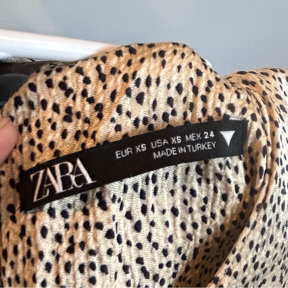 Zara beige and black Mock Neck Sheath Dress - Picture 9 of 10